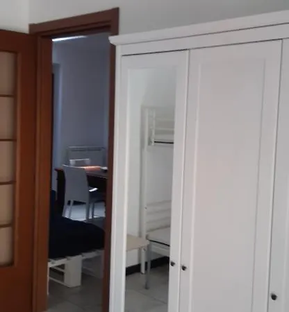 Mansardato 20 Mt Dal Mare Apartment *